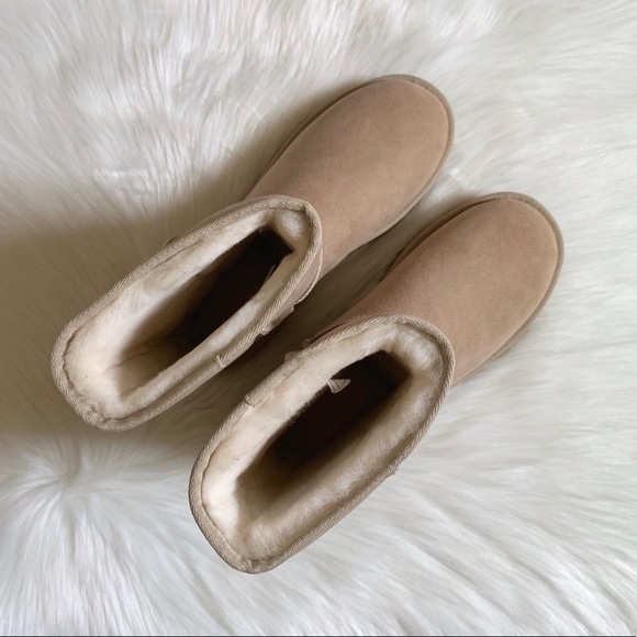 UGG Sand Classic Short II Boots - Picture 4 of 8